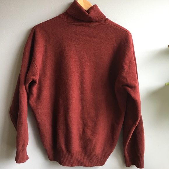 Vintage Italian Lambs Wool Turtleneck - Picture 4 of 5